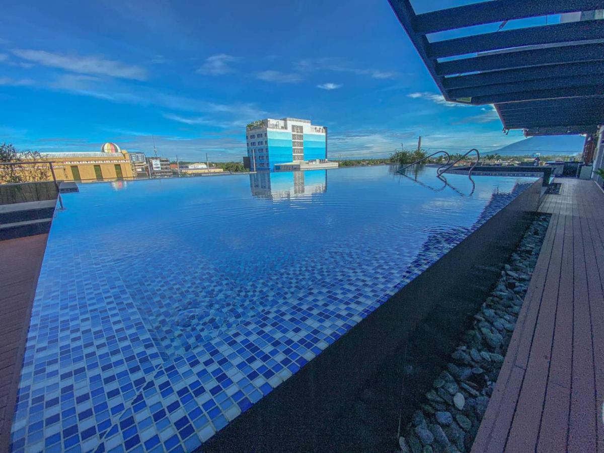 Best Western Plus Metro Clark Анхелес Екстериор снимка