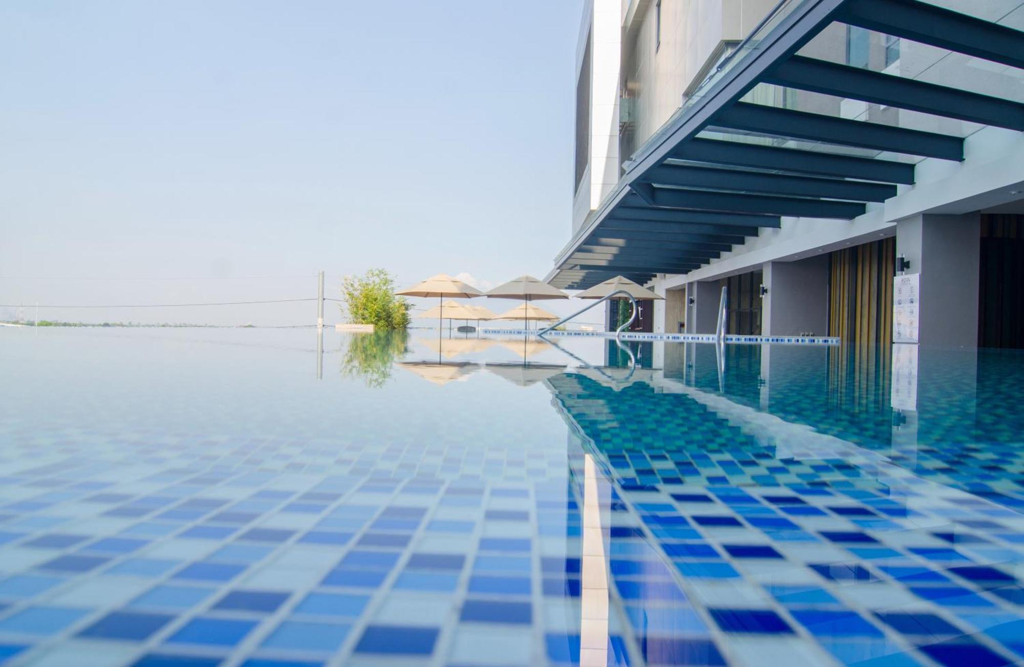 Best Western Plus Metro Clark Анхелес Екстериор снимка